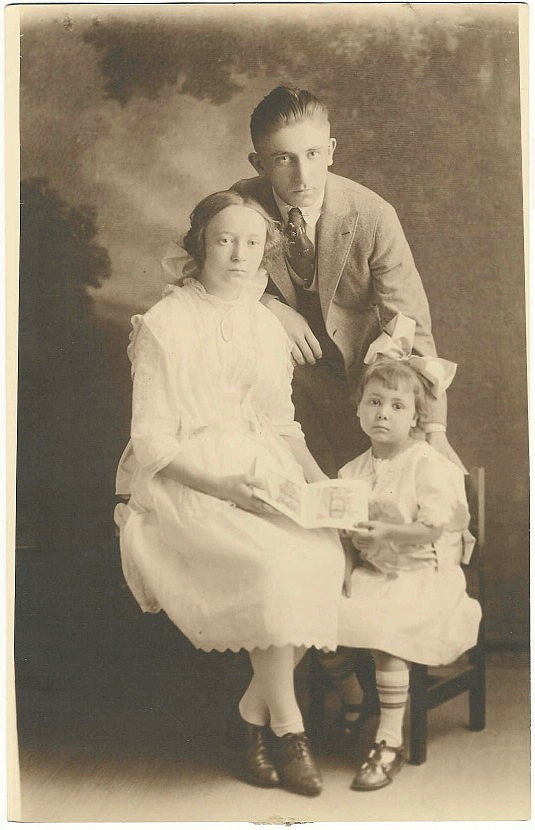 Family of Zelma [Rasch] DeSmither